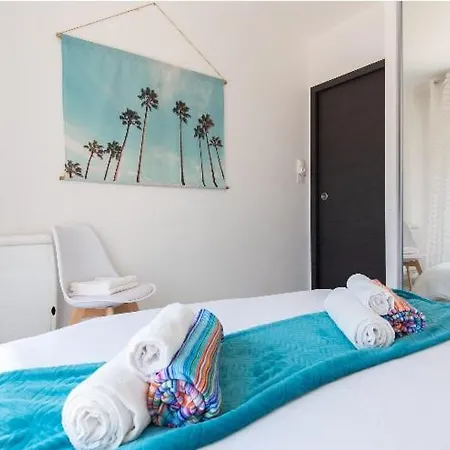 Penthouse City Centre/beach דירה *